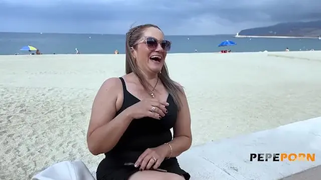 Desperate Older Colombian Seeks Hot Sex