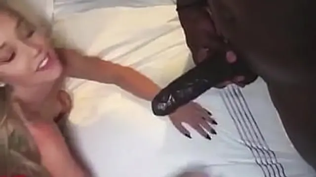 Rich cougar devours BBC after nasty divorce 