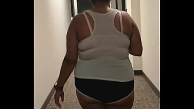 FreckleFace420 flaunts bold style in public