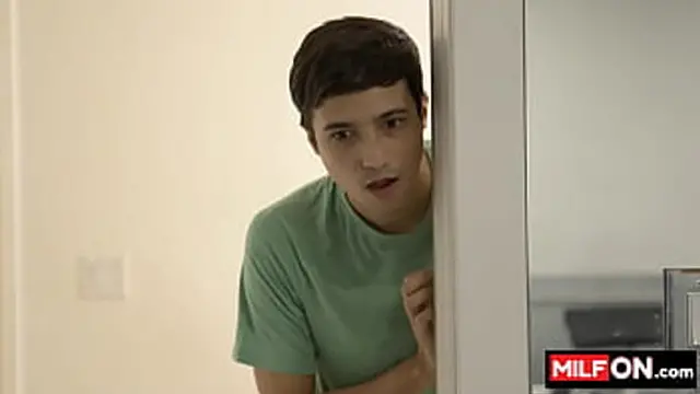 Double巨型奶爸诱惑健身馆 - Ryan Keely &mdash;  Richelle Ryan &mdash;  Ricky Spanish