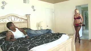 Hot Blonde Step-Mom Devours Big Dick🌭