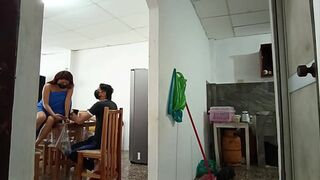 My成熟Sis Masturbates MyBigDickInBathroomWhileIText