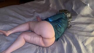 Morning pleasure: Stepmom enjoys gentle anal👌 and oral😜