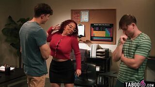 Students give Kiki Daire dual penetration
