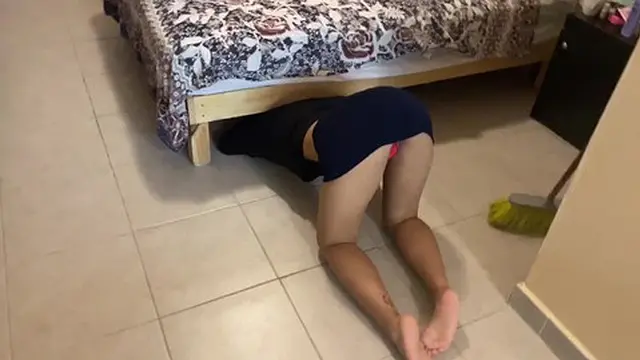 Sassy Latina girlfriend Gets Trapped Under the Bed &mdash;  Wishes She Didn′t