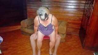 Hot dance from the mature milf my boss at work and a good cock sucking