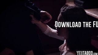 Petite bartender tempts and pleases married boss with big dick🍆 at work